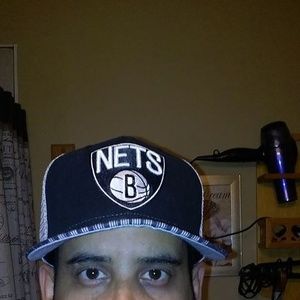 Meet your Posher, Elvin